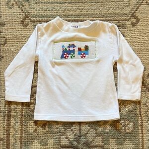 Silly Goose White Kids Long Sleeve Shirt with Train Smocking - size 12 months